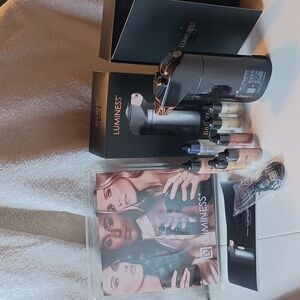 Lumpiness Breeze Duo Makeup System